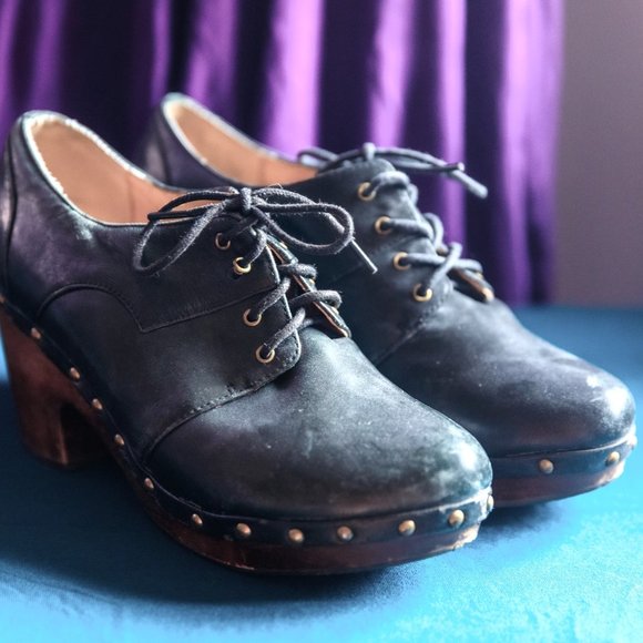 Miz Mooz Harper 8 Black Leather Studded Lace Up Ankle Wood Heel - Picture 1 of 6